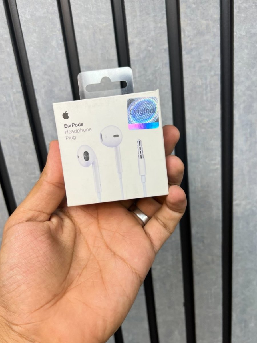 خرید هندزفری سیمی اصلی اپل جک 3.5 میلی متری مدل Apple EarPods with 3.5mm Headphone Plug (اورجینال / ضمانت اصالت رنگو موبایل) - محصولات آیفون